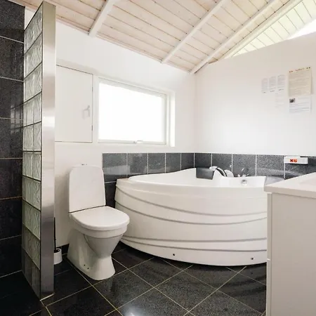 3 Bedroom Awesome In Haderslev *